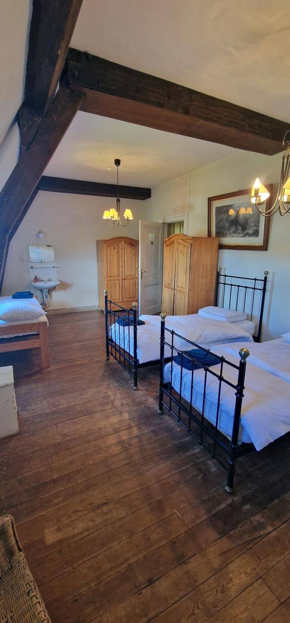 Le Petit Chateau De Blier Villa Érezée Eksteriør bilde