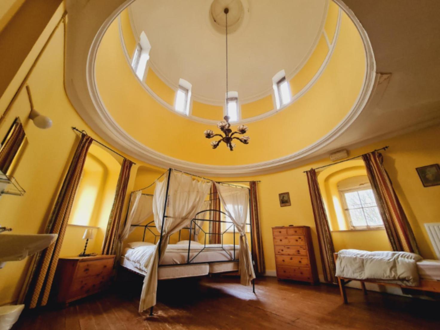 Le Petit Chateau De Blier Villa Érezée Eksteriør bilde