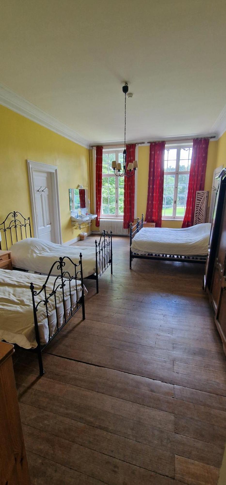Le Petit Chateau De Blier Villa Érezée Eksteriør bilde